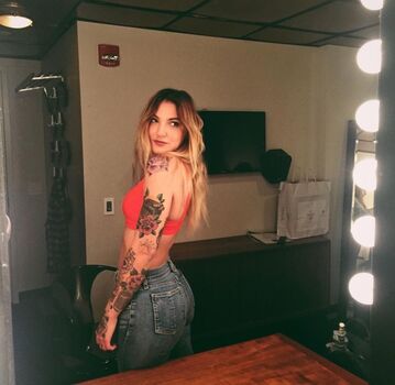 Full leaked Julia michaels private onlyfans photo