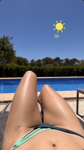 Full leaked Laura pkr private onlyfans photo