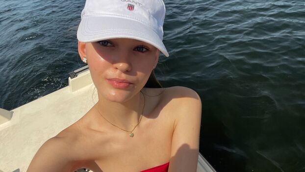 Full leaked Laurafermann page private onlyfans photo