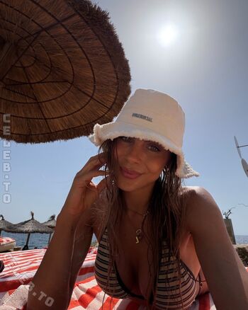 Full leaked Lenaknk private onlyfans photo