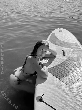Full leaked Lianadaria private onlyfans photo