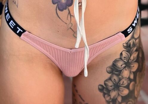 Full leaked Lolotattoo private onlyfans photo