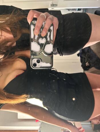 Full leaked Louiselaingx private onlyfans photo