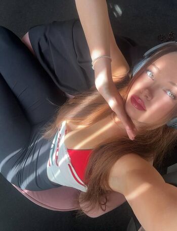 louiselaingx