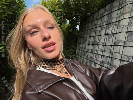 Full leaked Loulou fbl private onlyfans photo