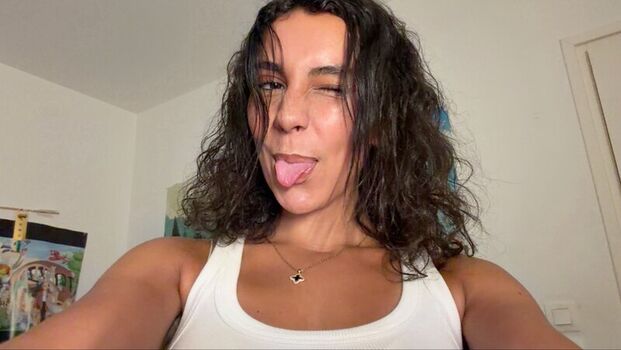 Full leaked Loupiote private onlyfans photo