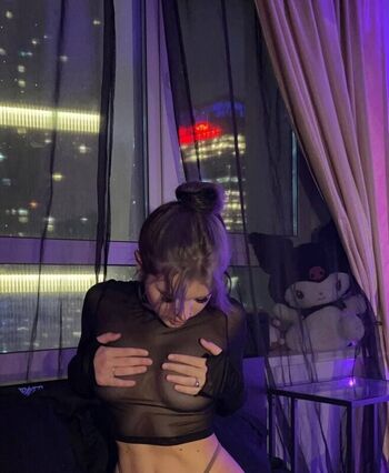 Full leaked Lpshkaa private onlyfans photo