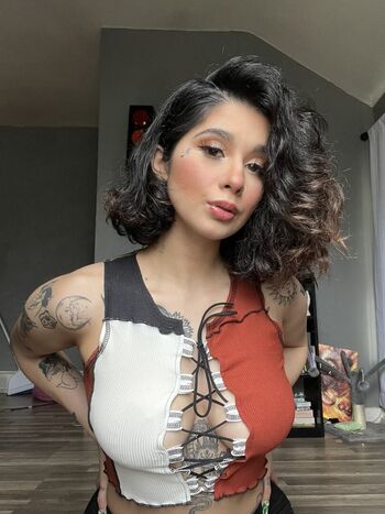 Full leaked Lunalove private onlyfans photo