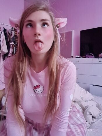 Full leaked Lyllaangel private onlyfans photo