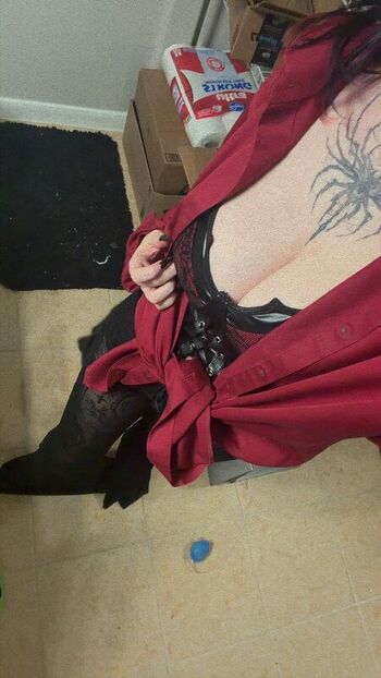 Full leaked Makomommyvt private onlyfans photo