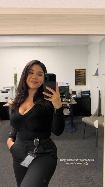 Full leaked Mandaamariahh private onlyfans photo