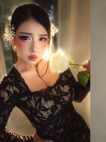 manicpixiedreamygirll