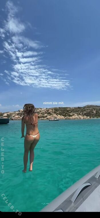Full leaked Mathilda mkh private onlyfans photo