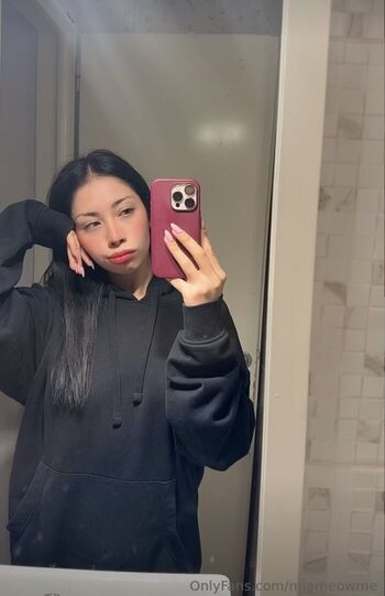 Full leaked Miameowme private onlyfans photo