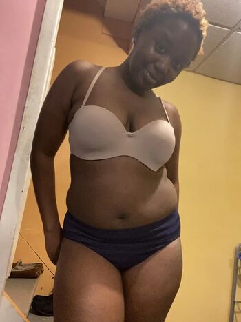Full leaked Miederkonigin private onlyfans photo