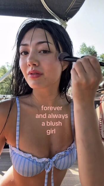 Full leaked Miku martineau page private onlyfans photo