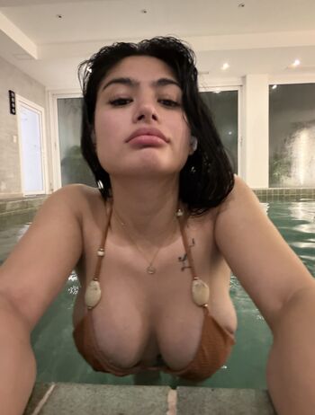 Full leaked Mollyaira private onlyfans photo