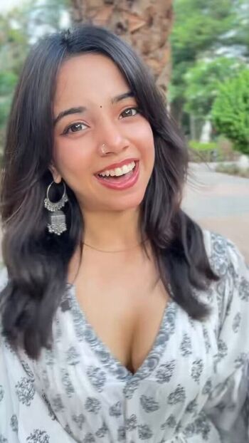 Full leaked Muska karia private onlyfans photo