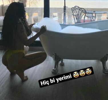 Naz Mila