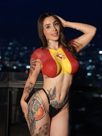 Full leaked Nefernik private onlyfans photo