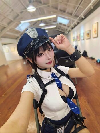 Noe ใใจ