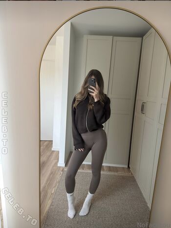 Full leaked Nofacelou private onlyfans photo