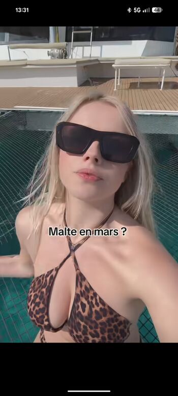 Full leaked Oceane tc page private onlyfans photo