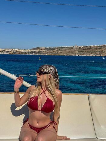 Full leaked Oceane tc page private onlyfans photo