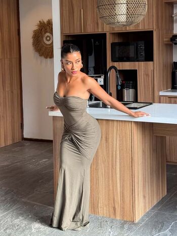 Full leaked Okyyoliviaa private onlyfans photo
