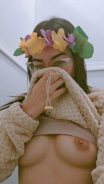 Full leaked Onlycallmelala private onlyfans photo