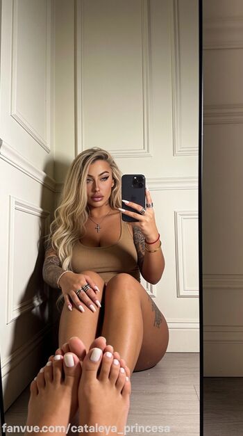 Full leaked Peachy goddess private onlyfans photo