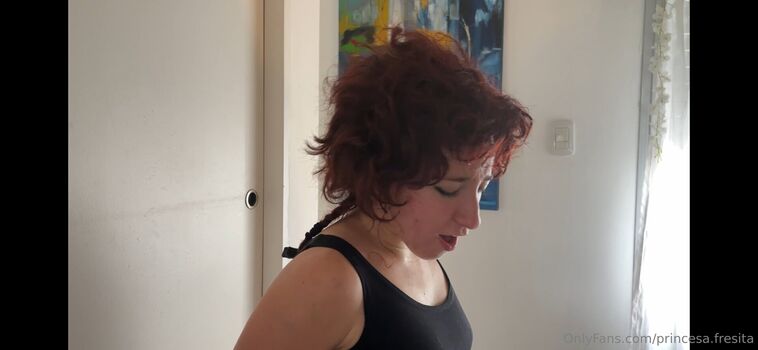 Full leaked Petiterousse private onlyfans photo