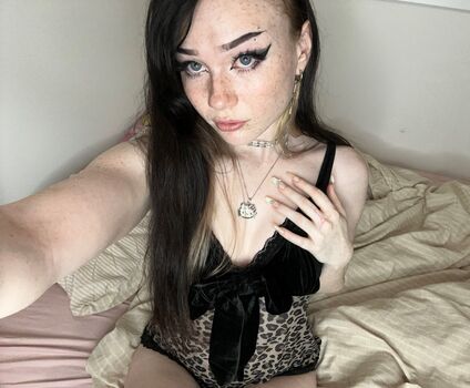 Full leaked Pocketpixxie private onlyfans photo