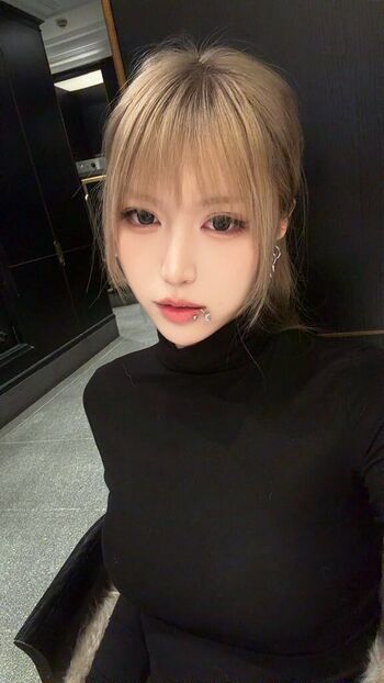 Qiuqiu03211