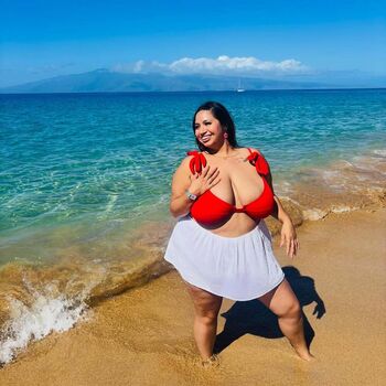 Full leaked Rayleen page private onlyfans photo
