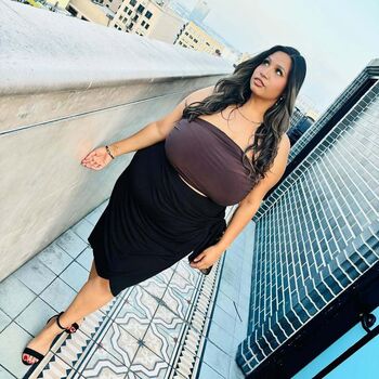 Full leaked Rayleen private onlyfans photo