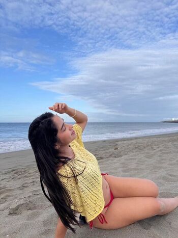 Full leaked Riyana private onlyfans photo