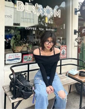 Full leaked Roselews private onlyfans photo