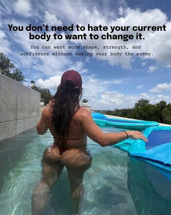 Full leaked Roxyqueflexx private onlyfans photo