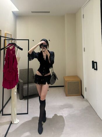 Full leaked Shirlizleee private onlyfans photo