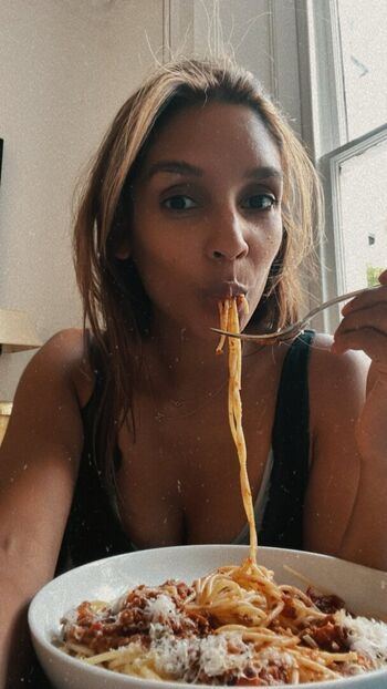Full leaked Shivi ramoutar private onlyfans photo