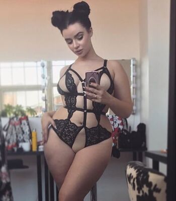 Full leaked Sinderella rockafella private onlyfans photo