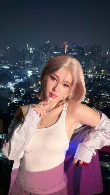 Full leaked Skwid private onlyfans photo