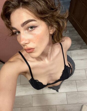 Full leaked Sofina private onlyfans photo