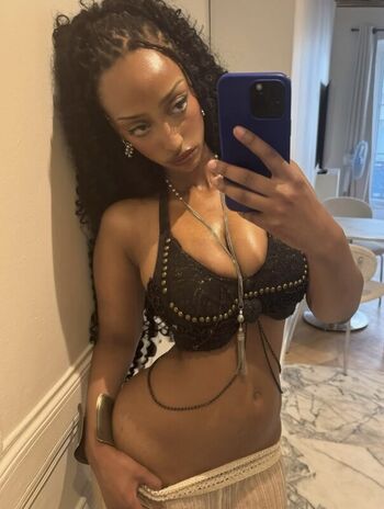 Full leaked Solaya ismail private onlyfans photo