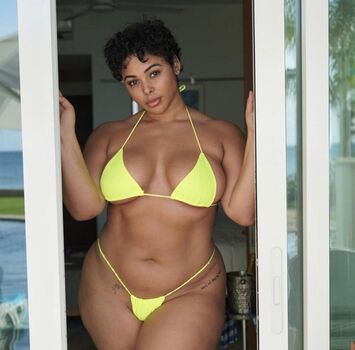 Full leaked Tabria majors page private onlyfans photo