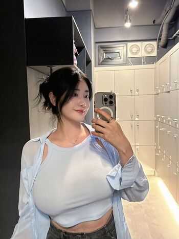 Full leaked Tashayung private onlyfans photo