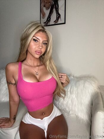Full leaked Taylor peach xo private onlyfans photo