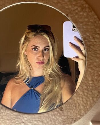 Full leaked Tessadett private onlyfans photo