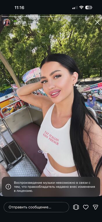 Full leaked Ukrainian girls page private onlyfans photo